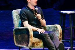 4450-temple-israel-comedian-alex-edelman-eissey-theater-coastal-click-photography