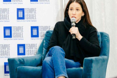 Temple-Israel-Jackie-Tohn-Nobody-Wants-This-2026_064