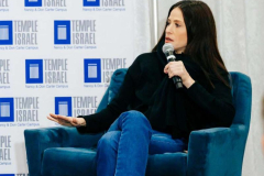 Temple-Israel-Jackie-Tohn-Nobody-Wants-This-2026_088