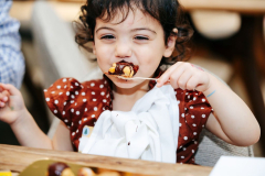 3757-Temple-Israel-family-shabbat-malka-coastal-click-photography
