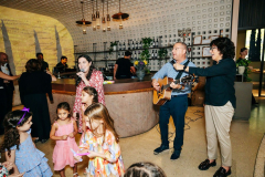 5299-Temple-Israel-family-shabbat-malka-coastal-click-photography
